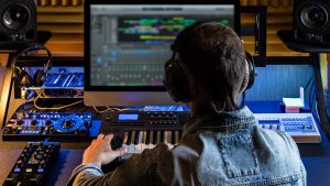 Music Producer: What every musician must know [Complete Guide]